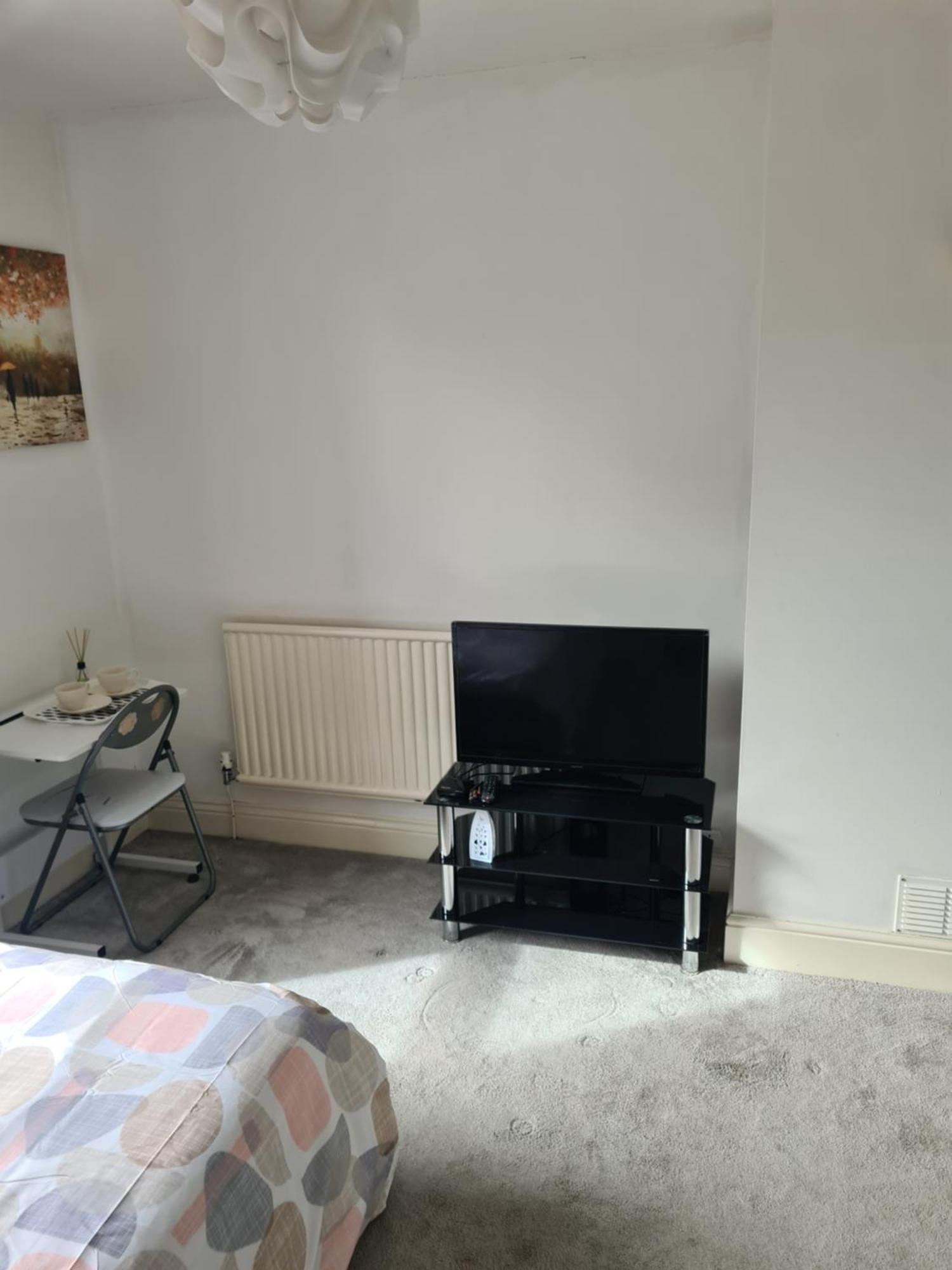 A Private & Beautiful Bedroom With Shared Bathroom In The Heart Of Bournemouth Ngoại thất bức ảnh